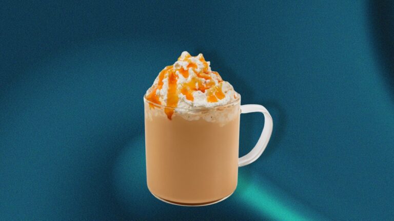 hot salted caramel pumpkin macchiato